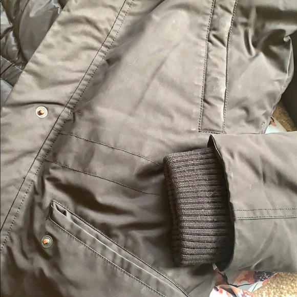 Bogner Authentic Coat Worn Once with fur trim hood - Picture 5 of 9